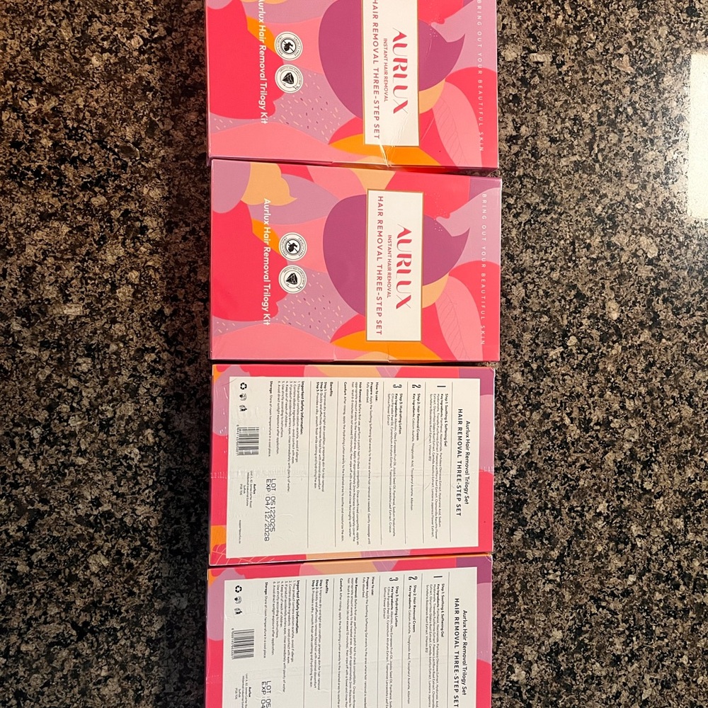 Pink Women’s Hair Removal Skincare Kit